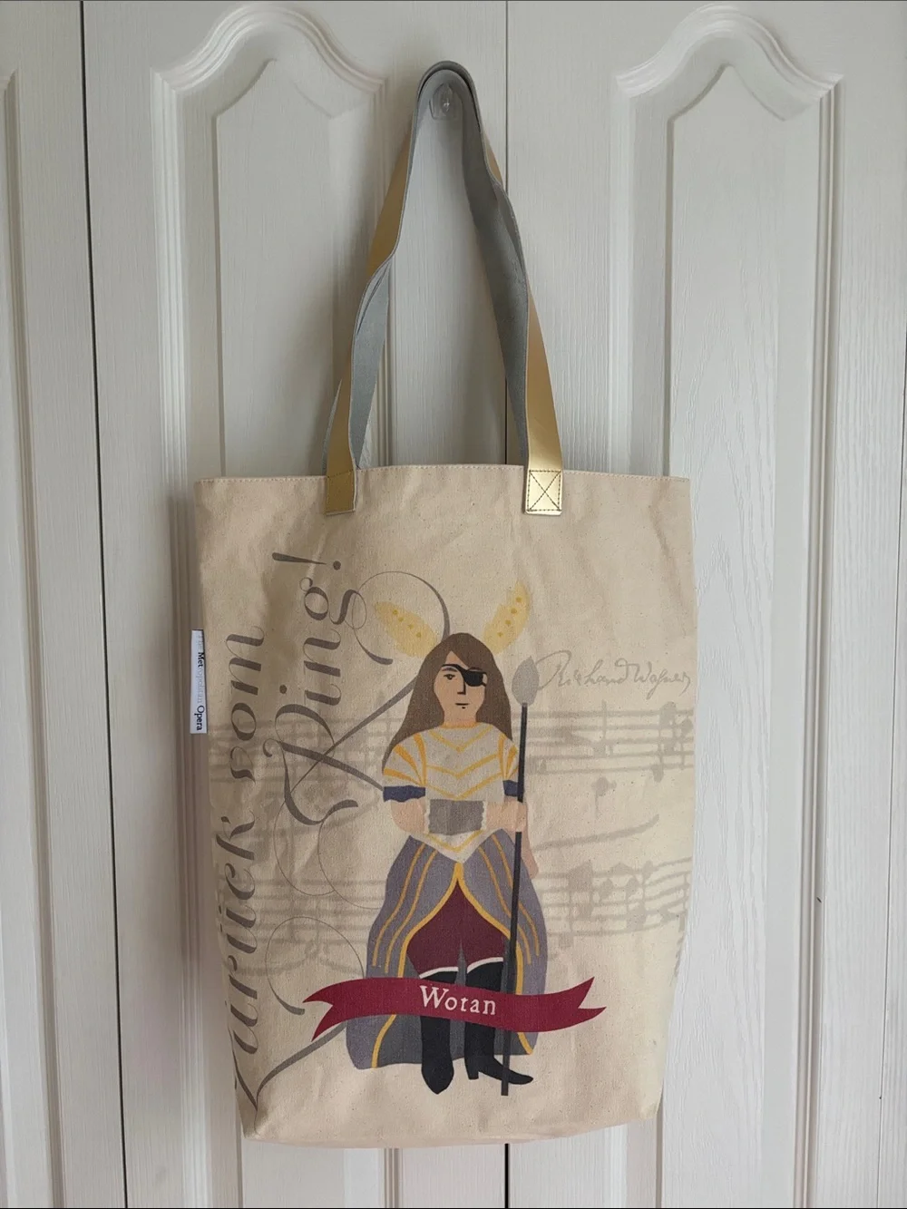 The Metropolitan Der Ring des Nibelungen Opera Canvas Tote Bag. NWT
